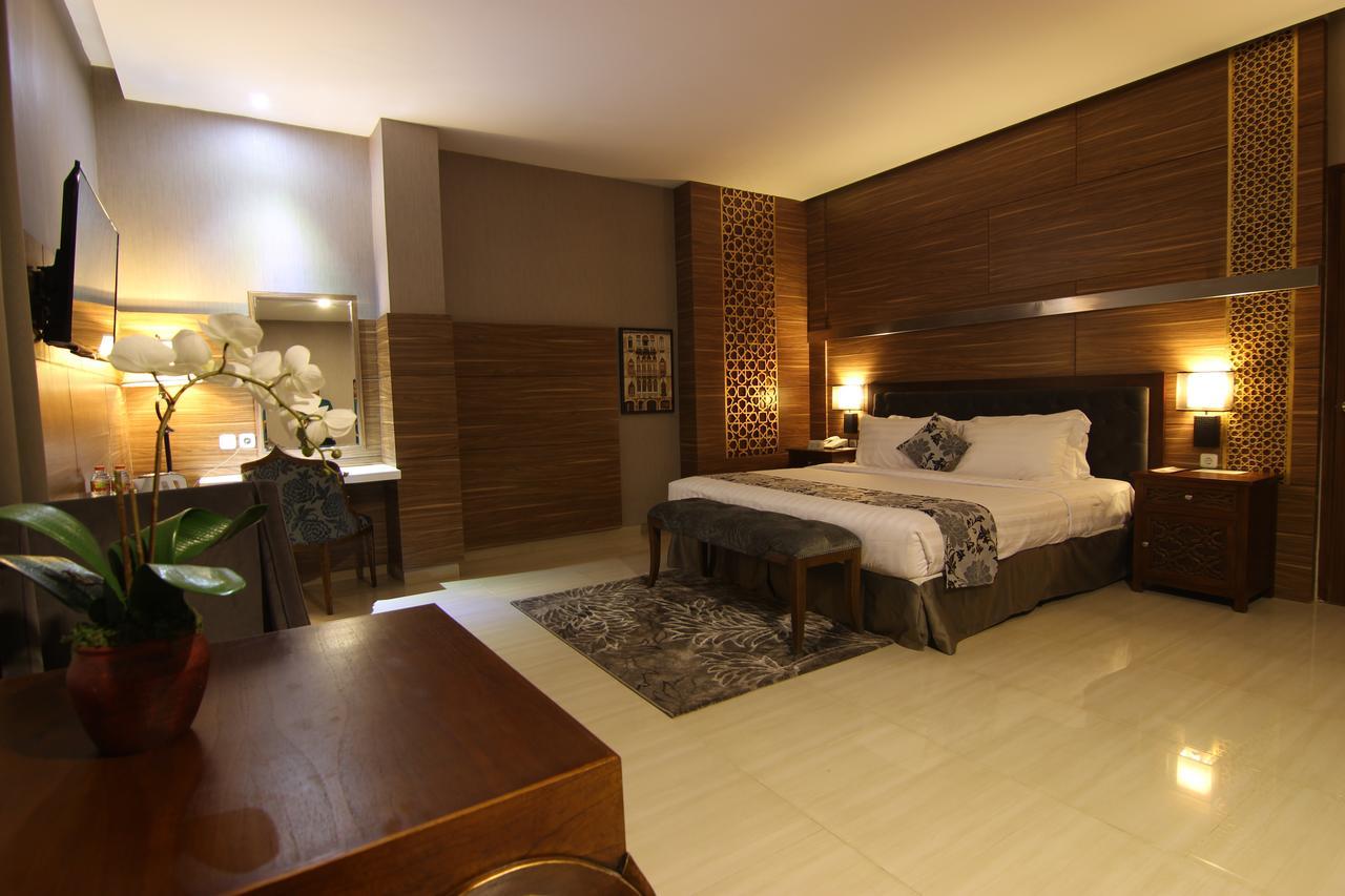 Grand Amira Hotel Solo, Azana Hotels Collection Exterior foto